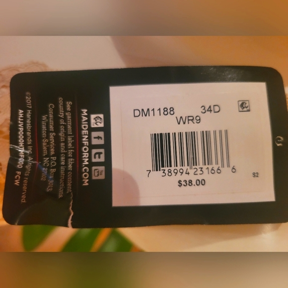 Maidenform Convertible Bra - Picture 3 of 5